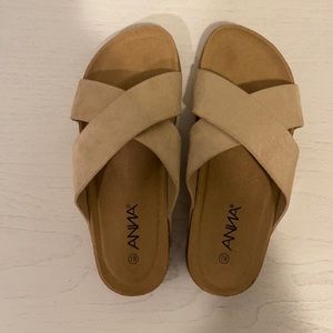Anna Women’s Suede Slides 6.5 WIDE